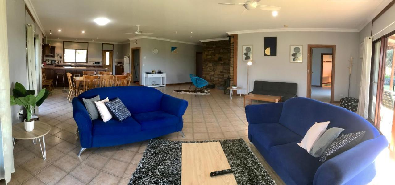 Bee'S Place - 3 Bedroom Home On 10 Acres Of Land With Distant Ocean Views Emu Bay Zewnętrze zdjęcie